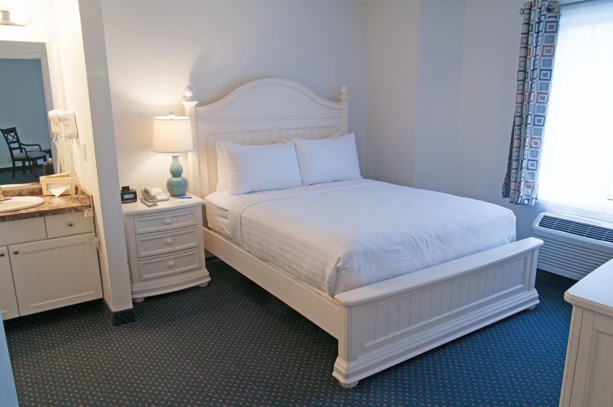 Charlevoix Inn & Suites Surestay Collection By Best Western Ngoại thất bức ảnh